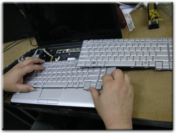 Ремонт клавиатуры ноутбука в Коммунарке